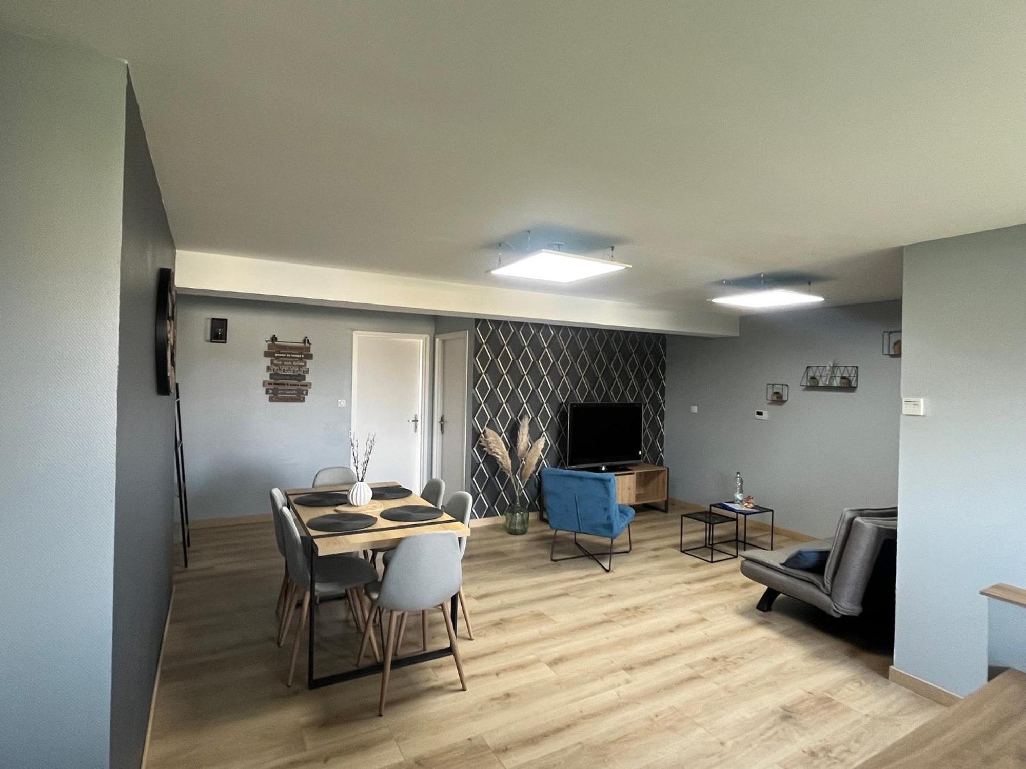 Charmant Appartement Cosy Porte De Colmar Sainte-Croix-en-Plaine Exteriör bild
